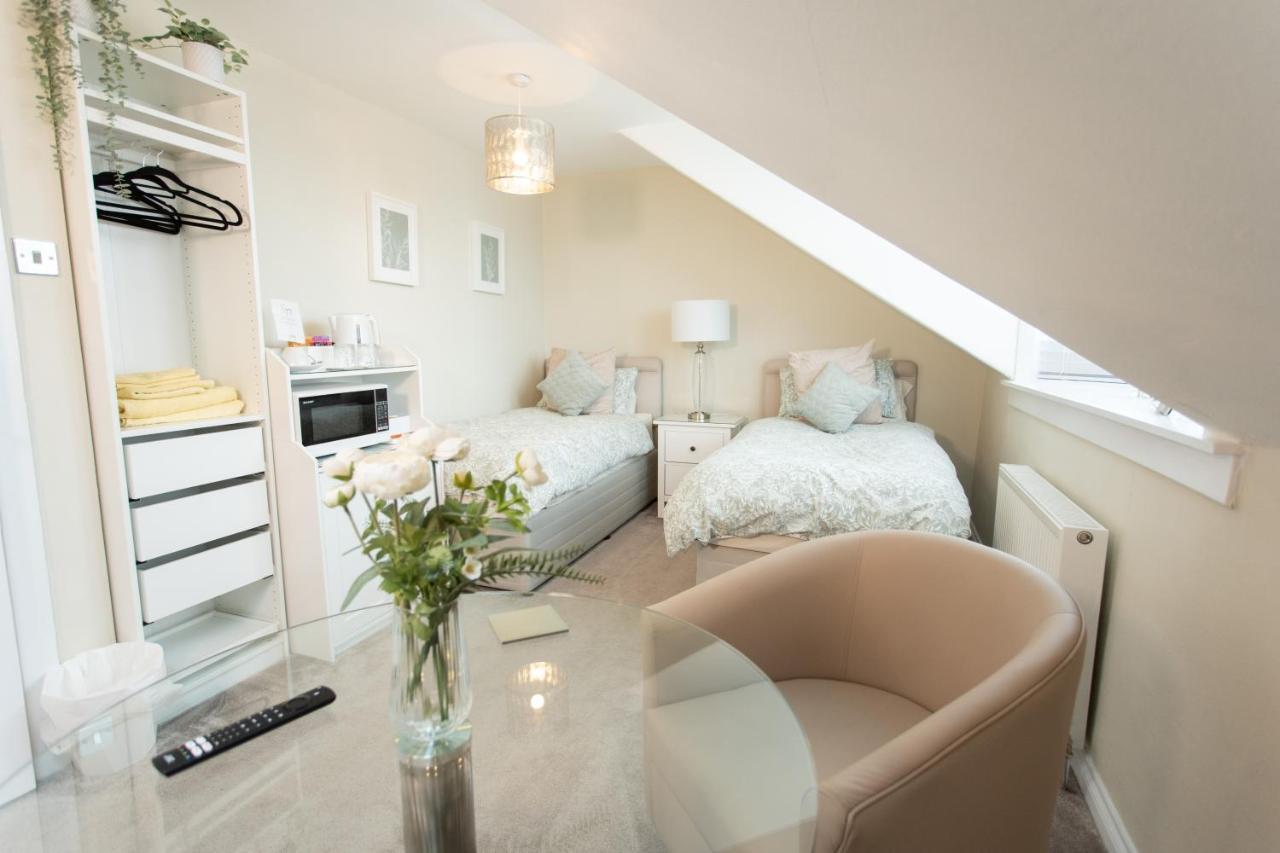 4 Private Bedroom House With 3 Parking Spaces Free Perth Kültér fotó