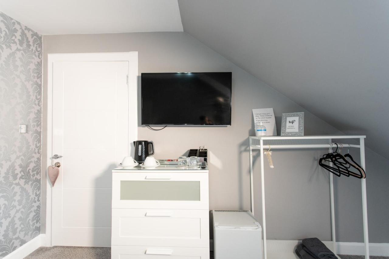 4 Private Bedroom House With 3 Parking Spaces Free Perth Kültér fotó